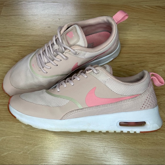 Nike Air Max Thea Athletic Shoes Women's 6.5- Pink Oxford/ Bright Melon White - Picture 2 of 6
